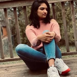 Meet your Posher, Anna